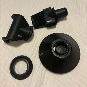 Dyson hairdryer attachments